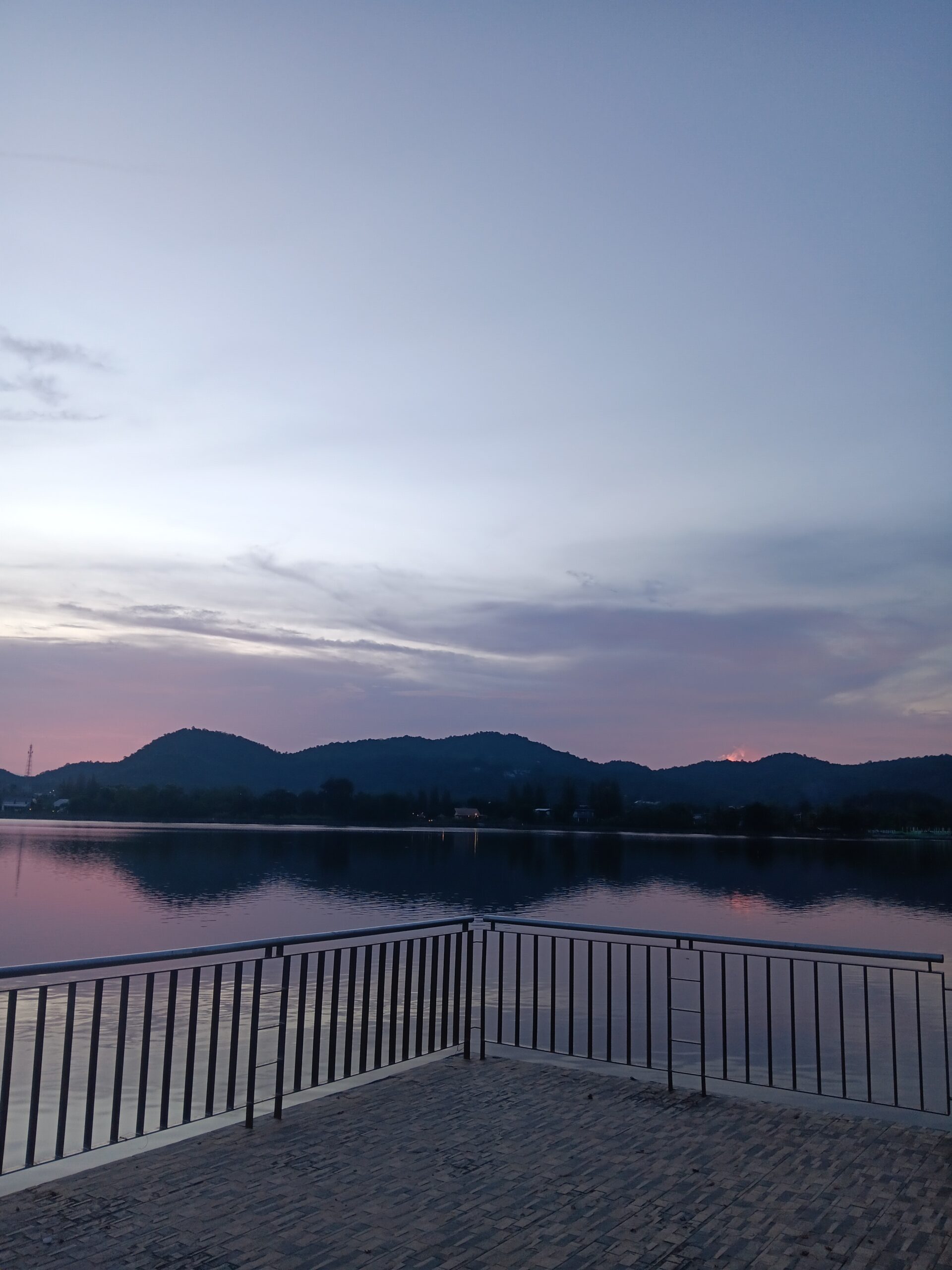 วัดเขาลั่นทม